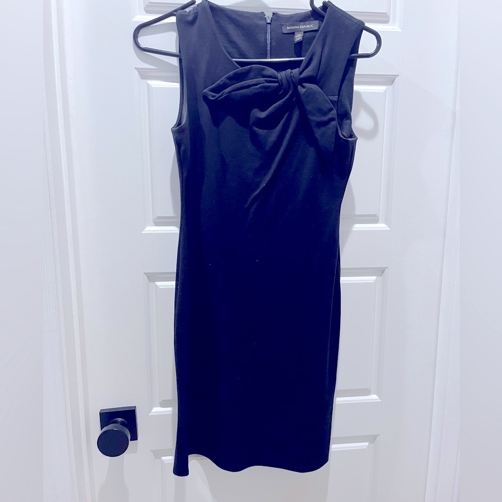 Banana Republic fitted bow dress